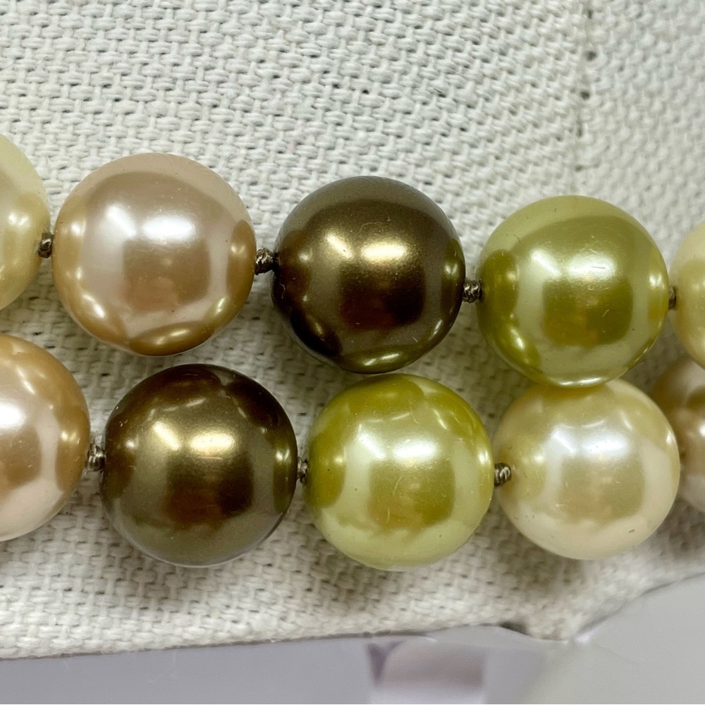 Heidi Daus Elegant Faux Pearl Necklace with Brown, Cream, and Green Beads - Picture 13 of 13